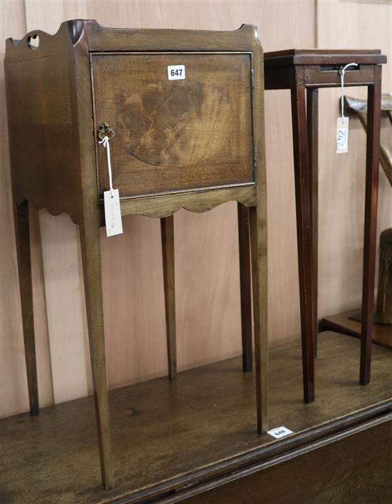 A mahogany urn stand and a Georgian style pot cupboard, W.36cm